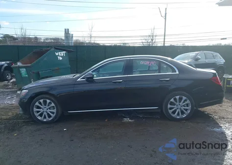 2017 Mercedes-Benz E 300 4Matic из США, поврежденный, VIN WDDZF4KBXHA199050